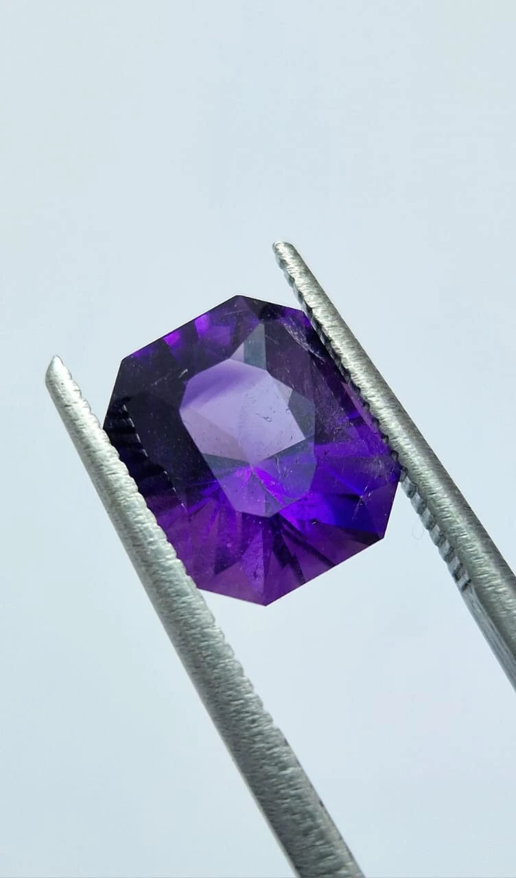 2.4ct Amethyst Siberian Type Emerald Cut Loose Gemstone From Nigeria — view 3